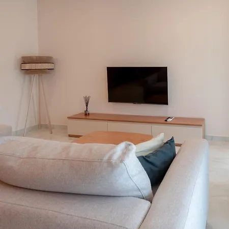 Gjiri I Lalzit - San Pietro - Savita Premium Appartement *
