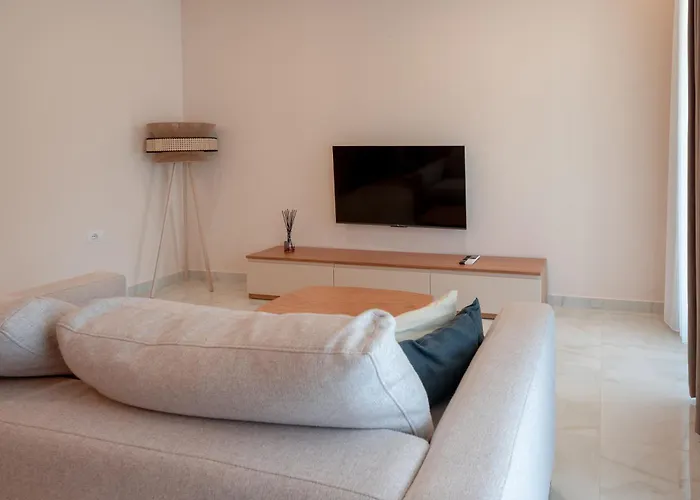 Gjiri I Lalzit - San Pietro - Savita Premium Appartement *